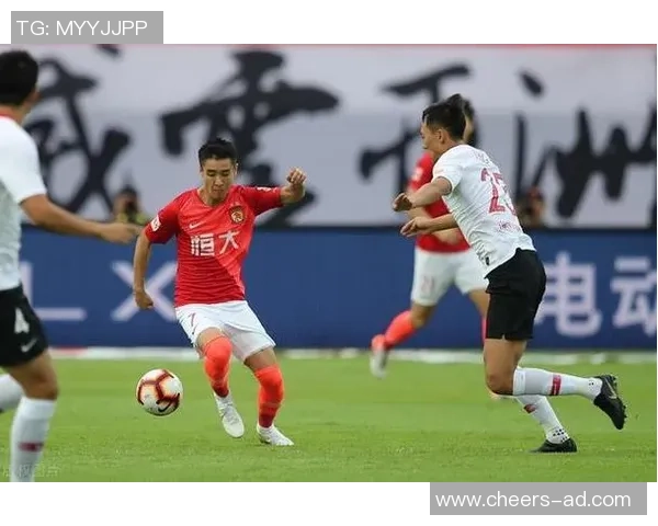 恒大与深圳首发阵容解析揭示双方战术布局与关键球员表现